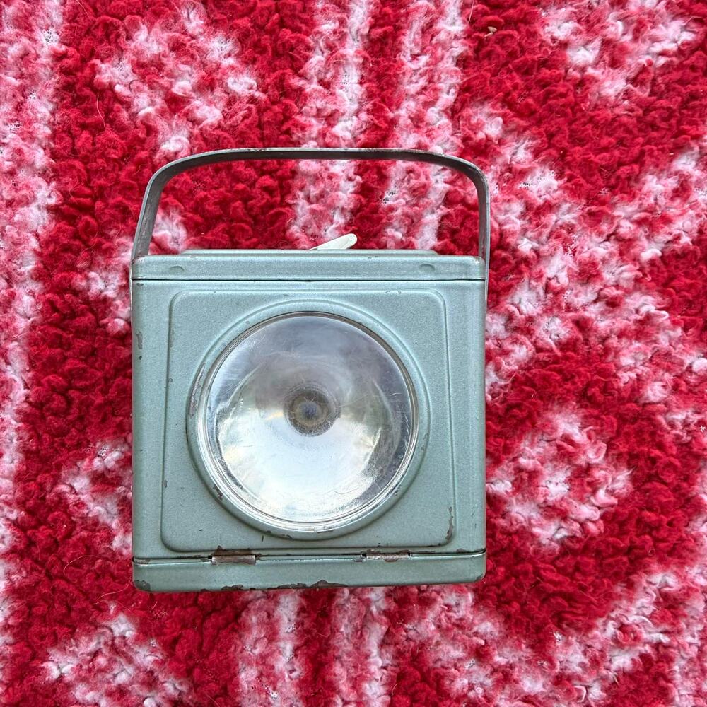 VTG Delta-Jet Lantern Flashlight Grey Metal Box 1950s Marion Indiana USA Delta